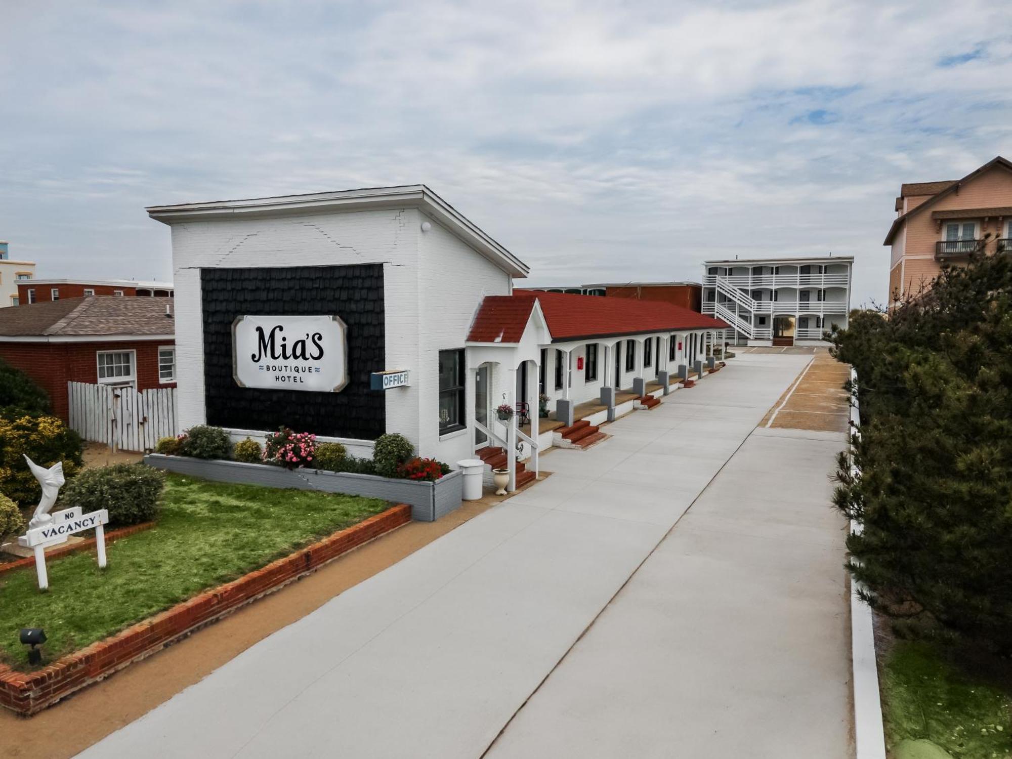 Mia'S Boutique Hotel Nags Head Luaran gambar